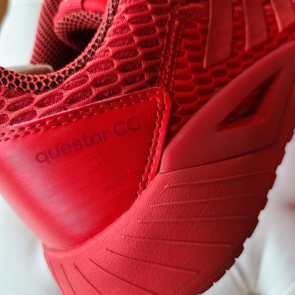 adidas questar cc red